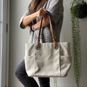 Michael Kors Logo Tote Bag | small logo